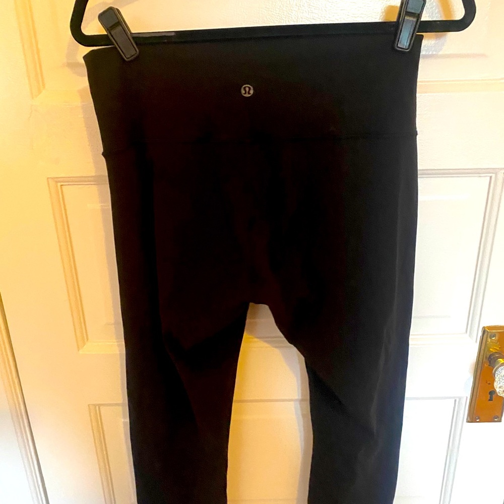 Lululemon Cropped Pants